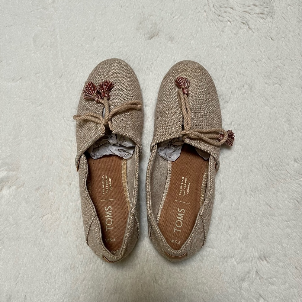 Toms | Kelli Rose Gold Metallic Woven Loafer Flat Size 6.5